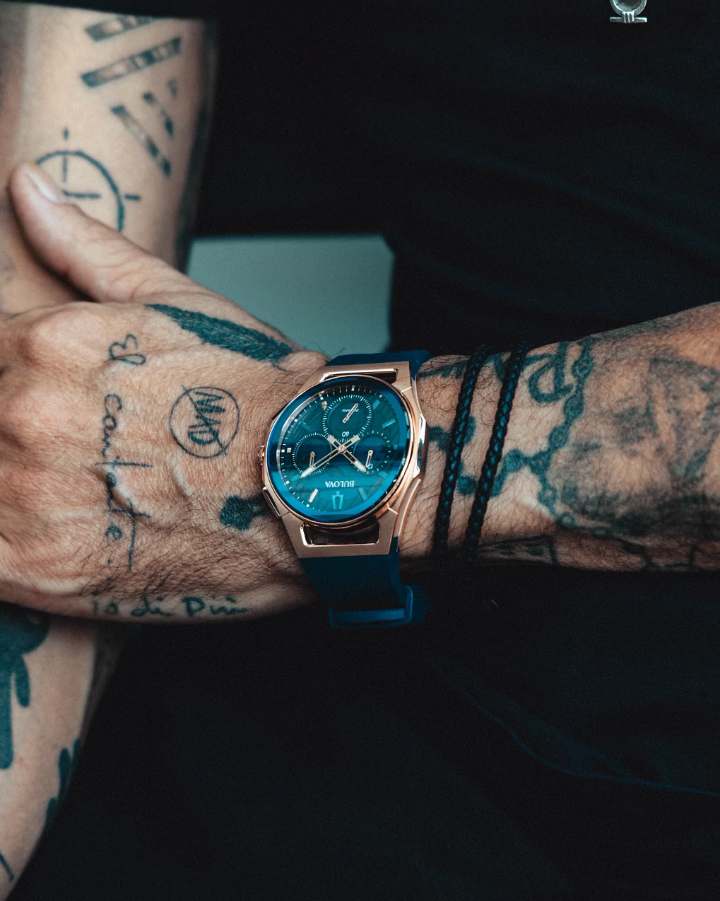Blue Dial EPDM Rubber Rubber Marc Anthony CURV 97A185 | Bulova